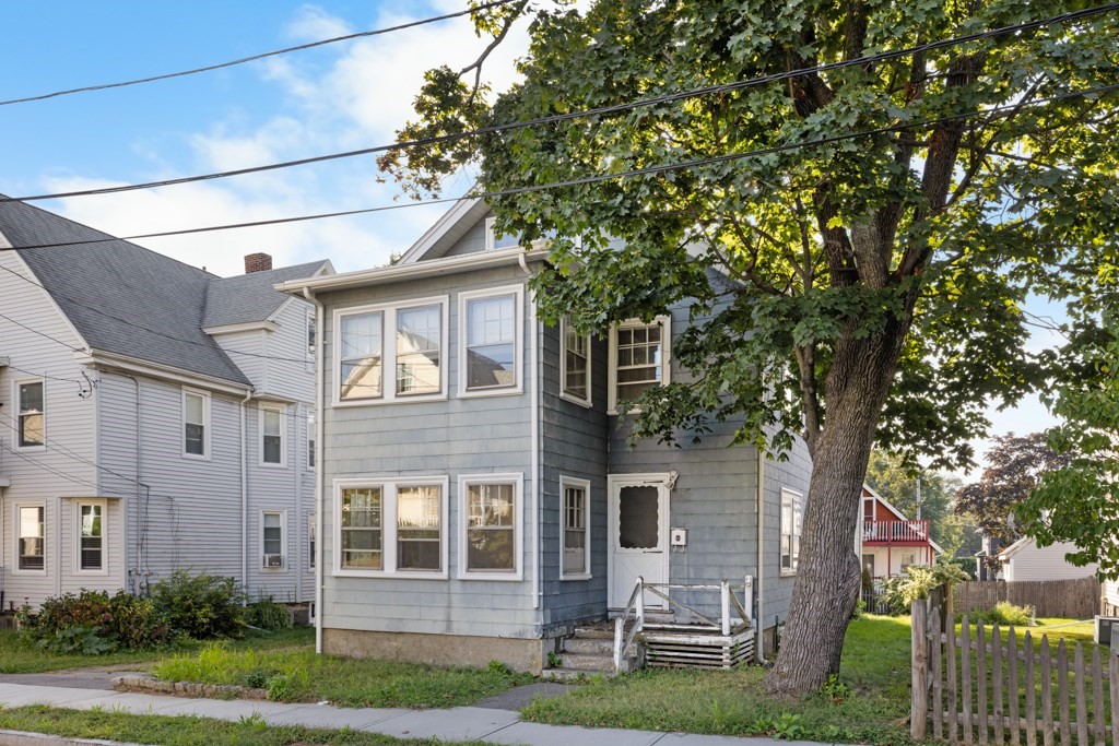 Quincy, Massachusetts, 02170, United States, 4 Bedrooms Bedrooms, ,2 BathroomsBathrooms,Residential,For Sale,1942213