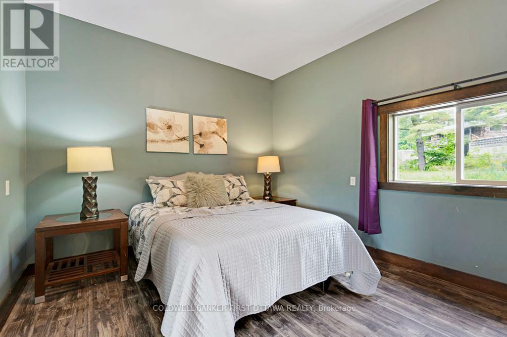 TAY VALLEY, Ontario, K0H 2B0, CA, 2 Bedrooms Bedrooms, ,1 BathroomBathrooms,Residential,For Sale,1866349