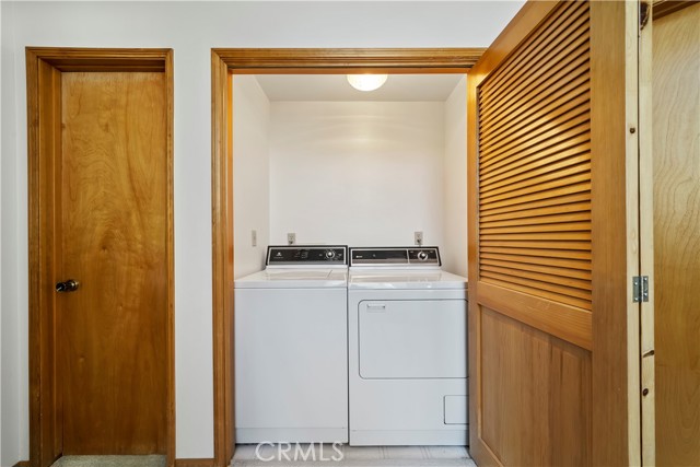 Crestline, California, 92325, United States, 3 Bedrooms Bedrooms, ,2 BathroomsBathrooms,Residential,For Sale,1981429