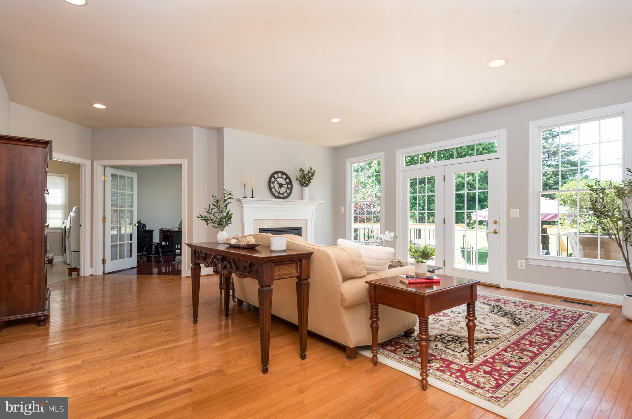 Haymarket, Virginia, 20169, United States, 4 Bedrooms Bedrooms, ,5 BathroomsBathrooms,Residential,For Sale,1900761