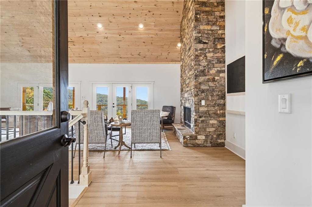 Jasper, Georgia, 30143, United States, 4 Bedrooms Bedrooms, ,5 BathroomsBathrooms,Residential,For Sale,1976069