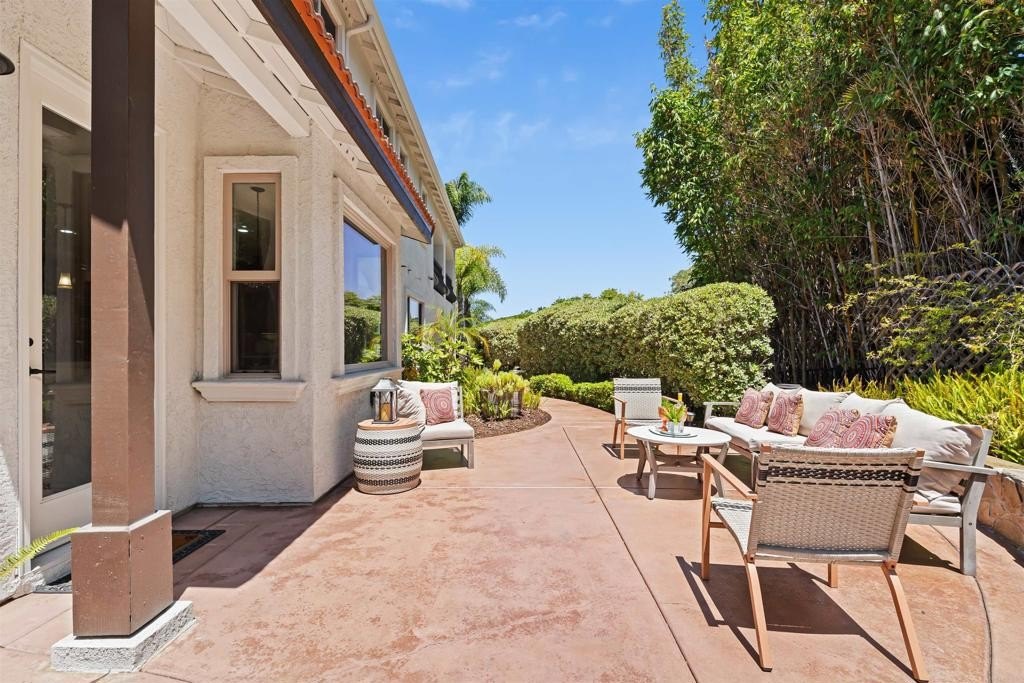 Chula Vista, California, 91910, United States, 5 Bedrooms Bedrooms, ,6 BathroomsBathrooms,Residential,For Sale,1996956