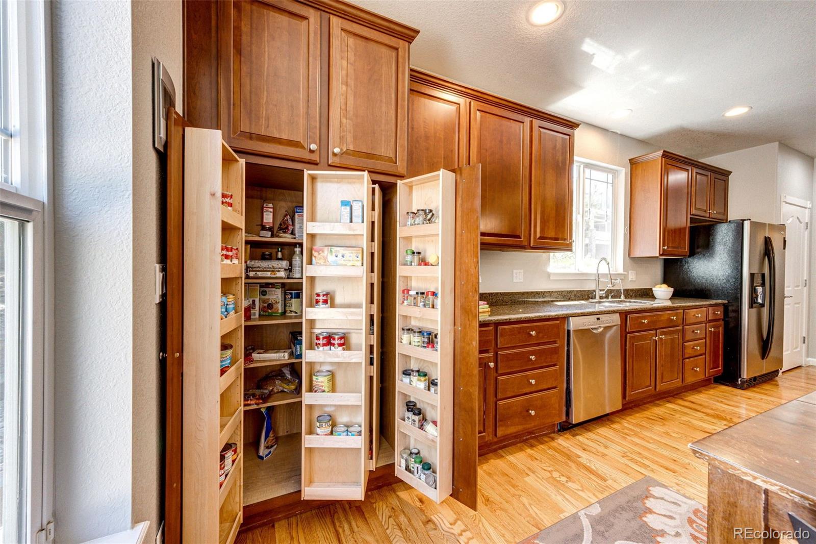 Aurora, Colorado, 80016, United States, 5 Bedrooms Bedrooms, ,3 BathroomsBathrooms,Residential,For Sale,1890934