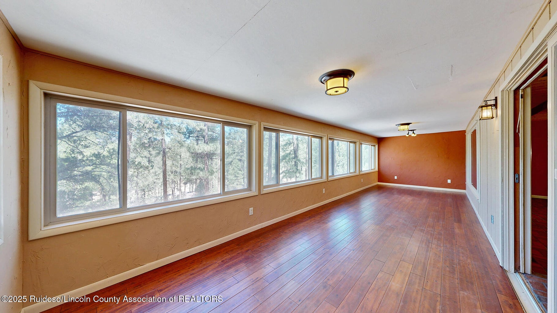 Ruidoso, New Mexico, 88345, United States, 3 Bedrooms Bedrooms, ,3 BathroomsBathrooms,Residential,For Sale,1826738