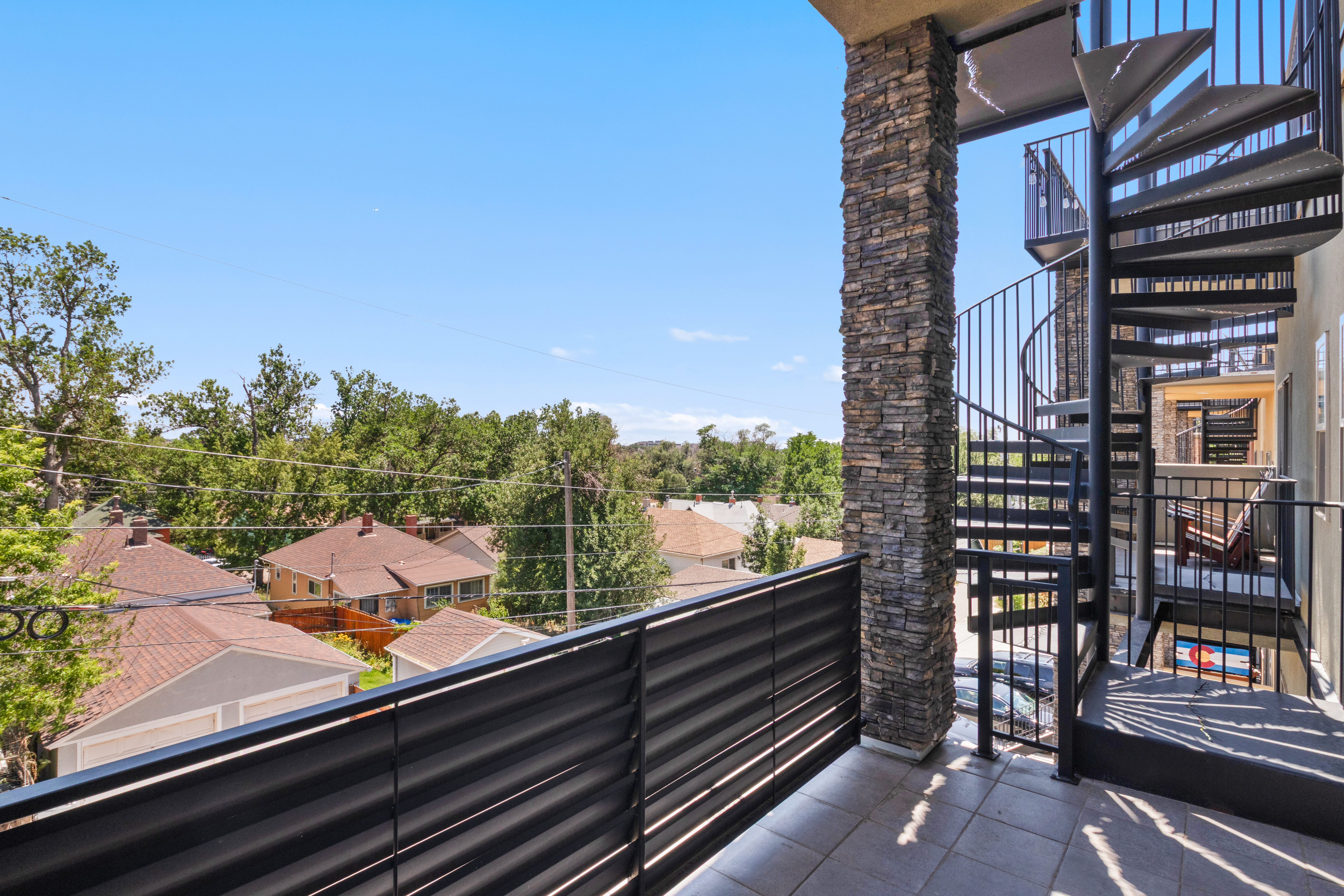  Modern Townhome with Rooftop Patio - 物件實景