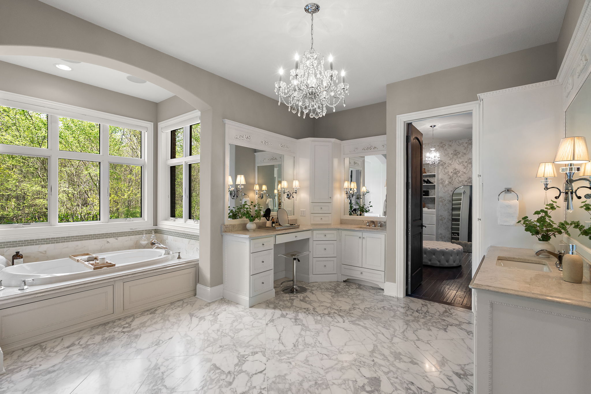  77+ Acre Estate Offering a Blend of Open Ground and Wooded Surroundings - 物件實景