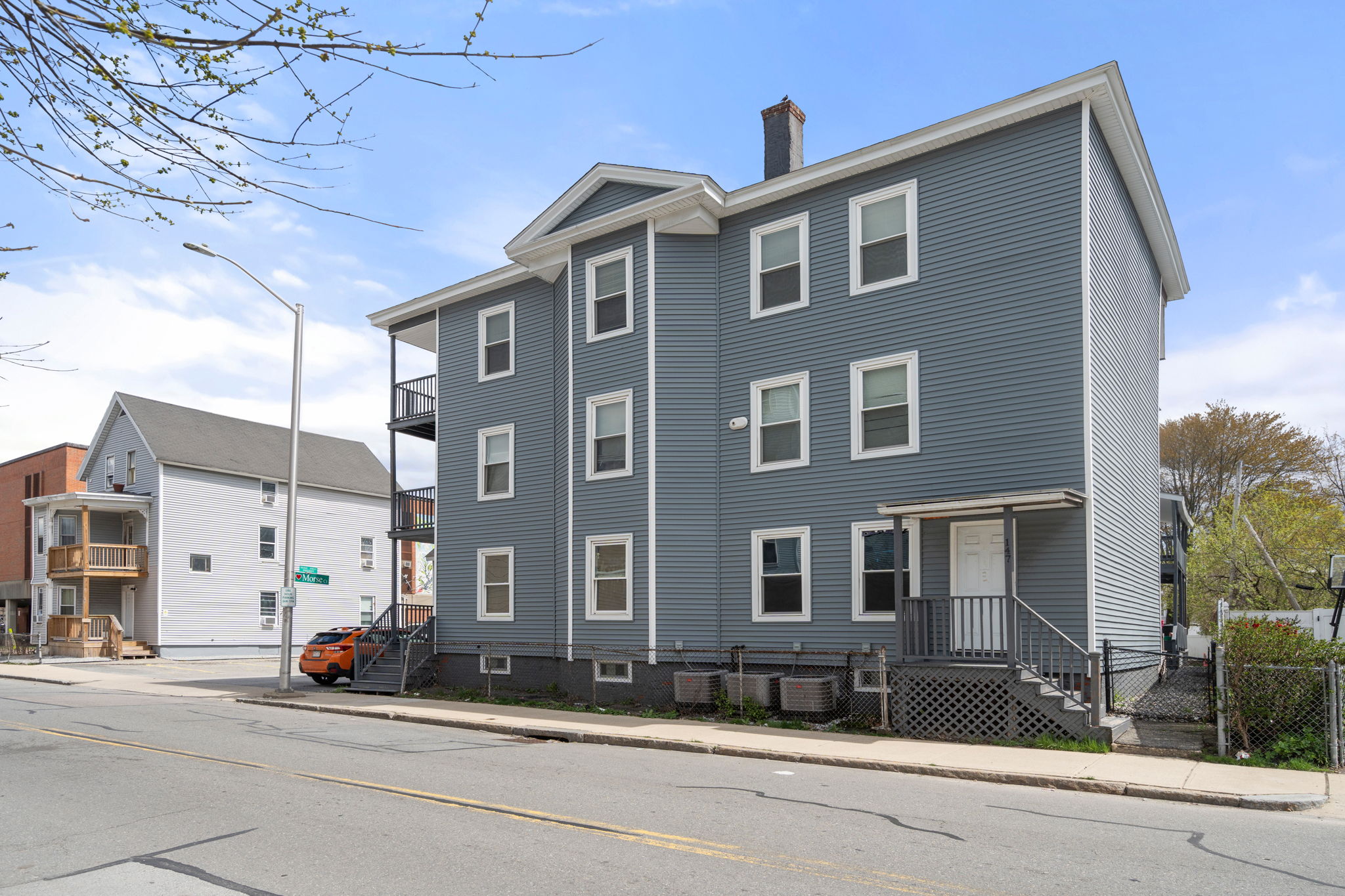  145-147 Canterbury Street, Worcester, MA, 01603 - 物件實景