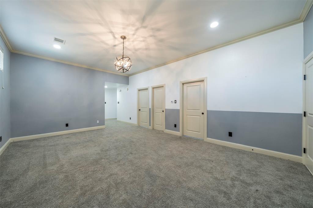 Arlington, Texas, 76017, United States, 4 Bedrooms Bedrooms, ,5 BathroomsBathrooms,Residential,For Sale,1982426