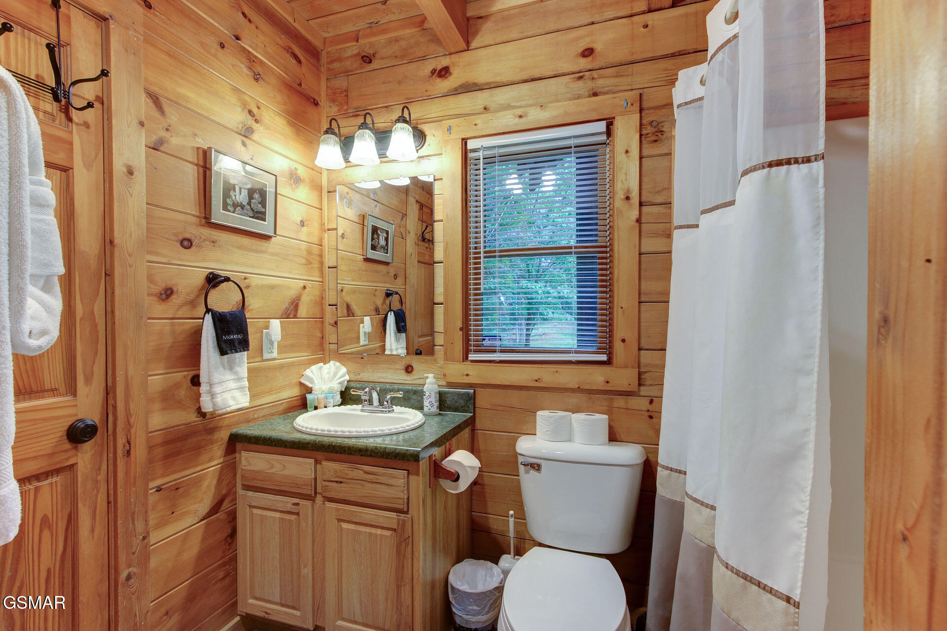 Sevierville, Tennessee, 37876, United States, 2 Bedrooms Bedrooms, ,2 BathroomsBathrooms,Residential,For Sale,1873057