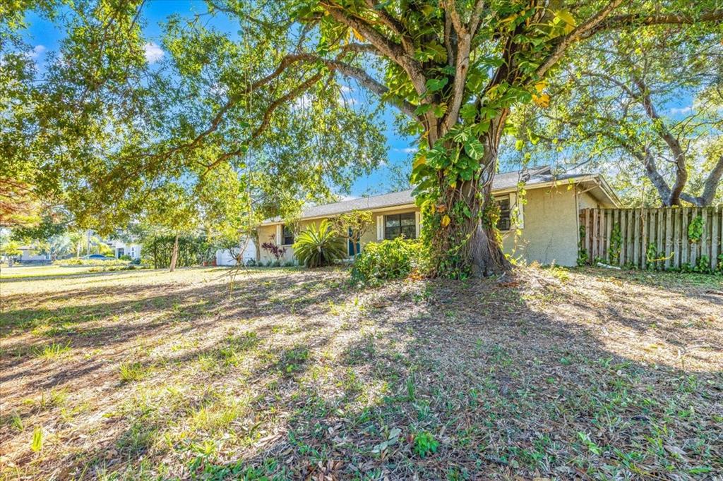 Tampa, Florida, 33626, United States, 3 Bedrooms Bedrooms, ,2 BathroomsBathrooms,Residential,For Sale,1992927