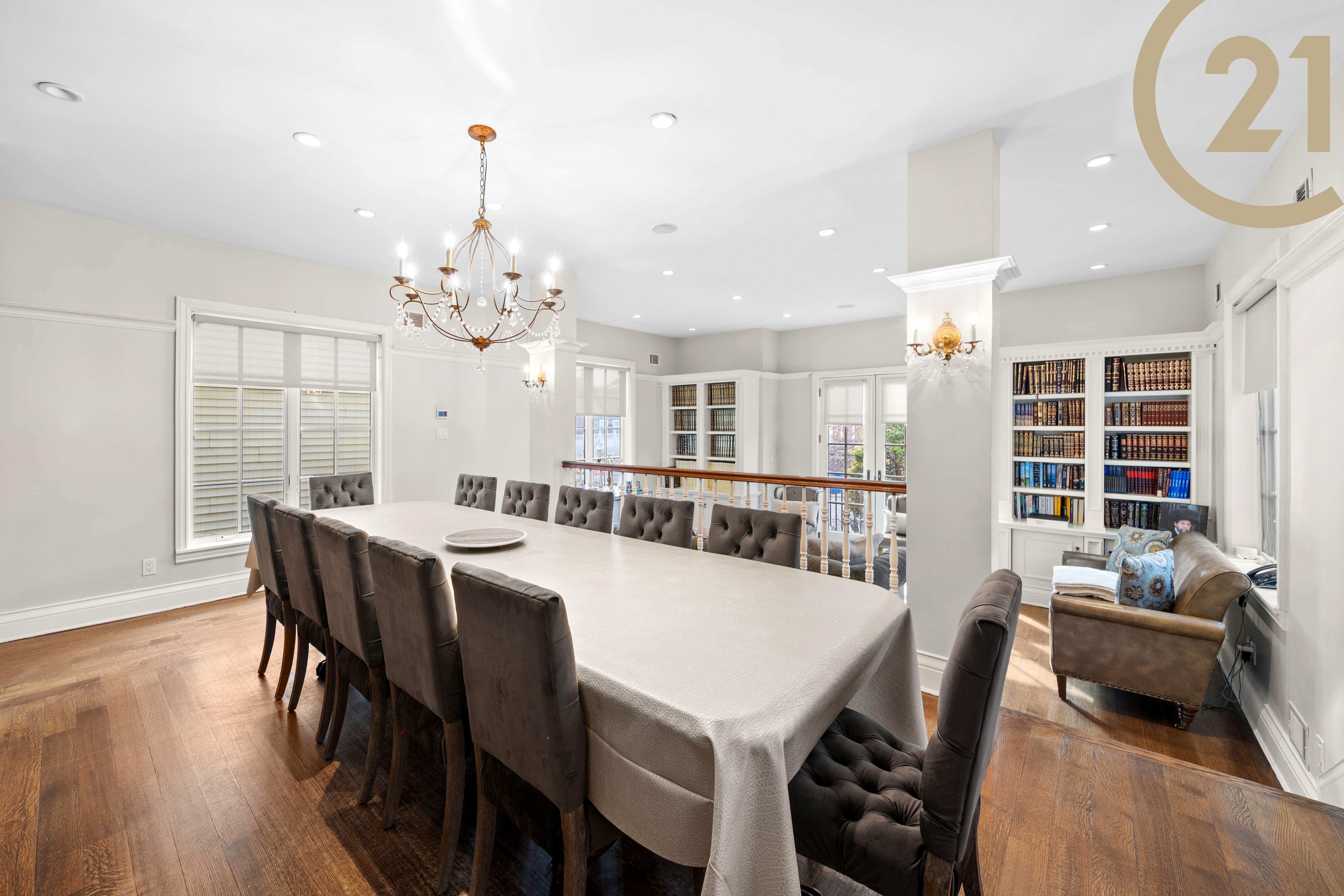 Brooklyn, New York, 11210, United States, 7 Bedrooms Bedrooms, ,5 BathroomsBathrooms,Residential,For Sale,1895266