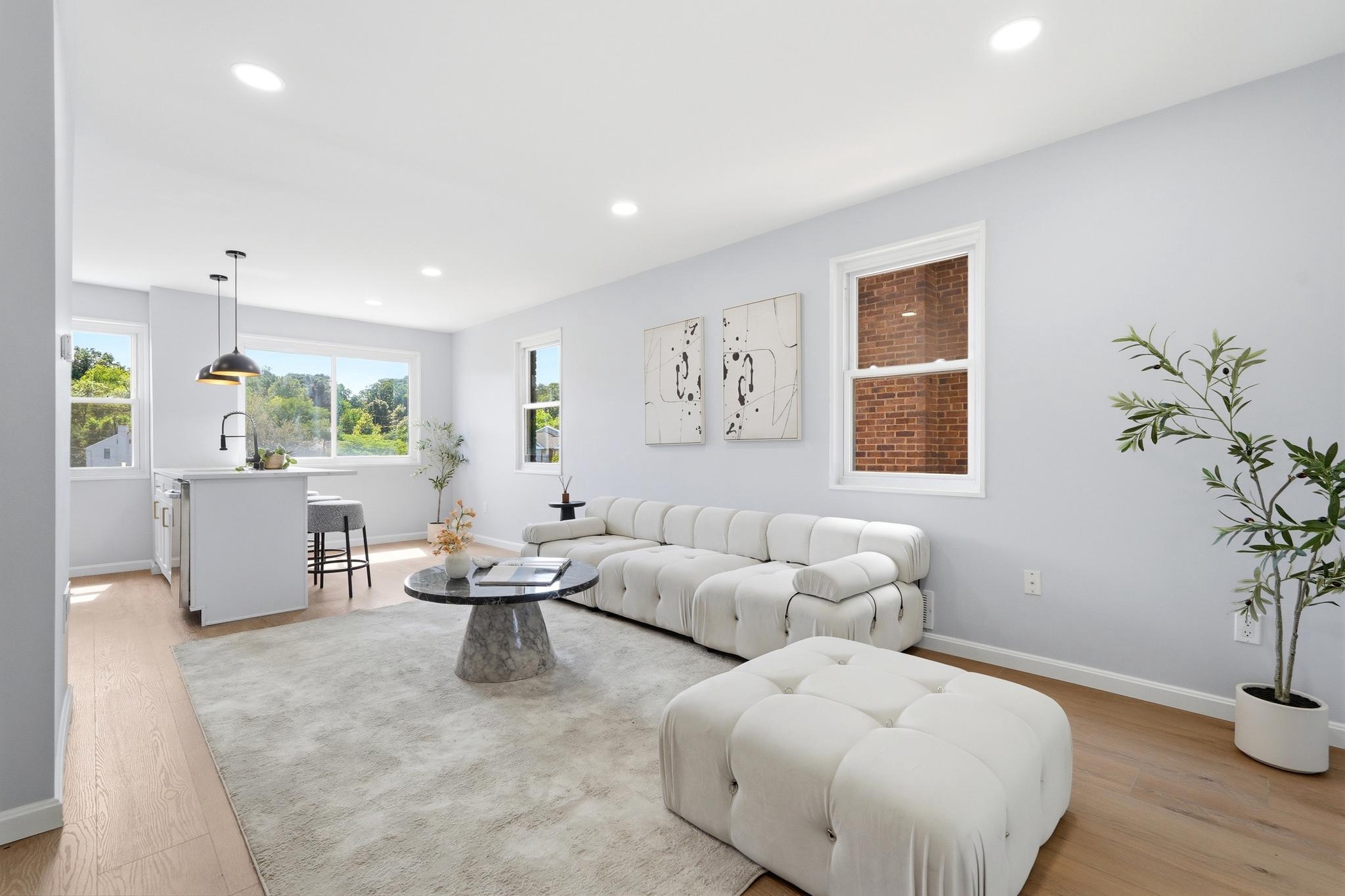  719 Hilltop Terrace SE, Washington, DC, 20019 - 物件實景
