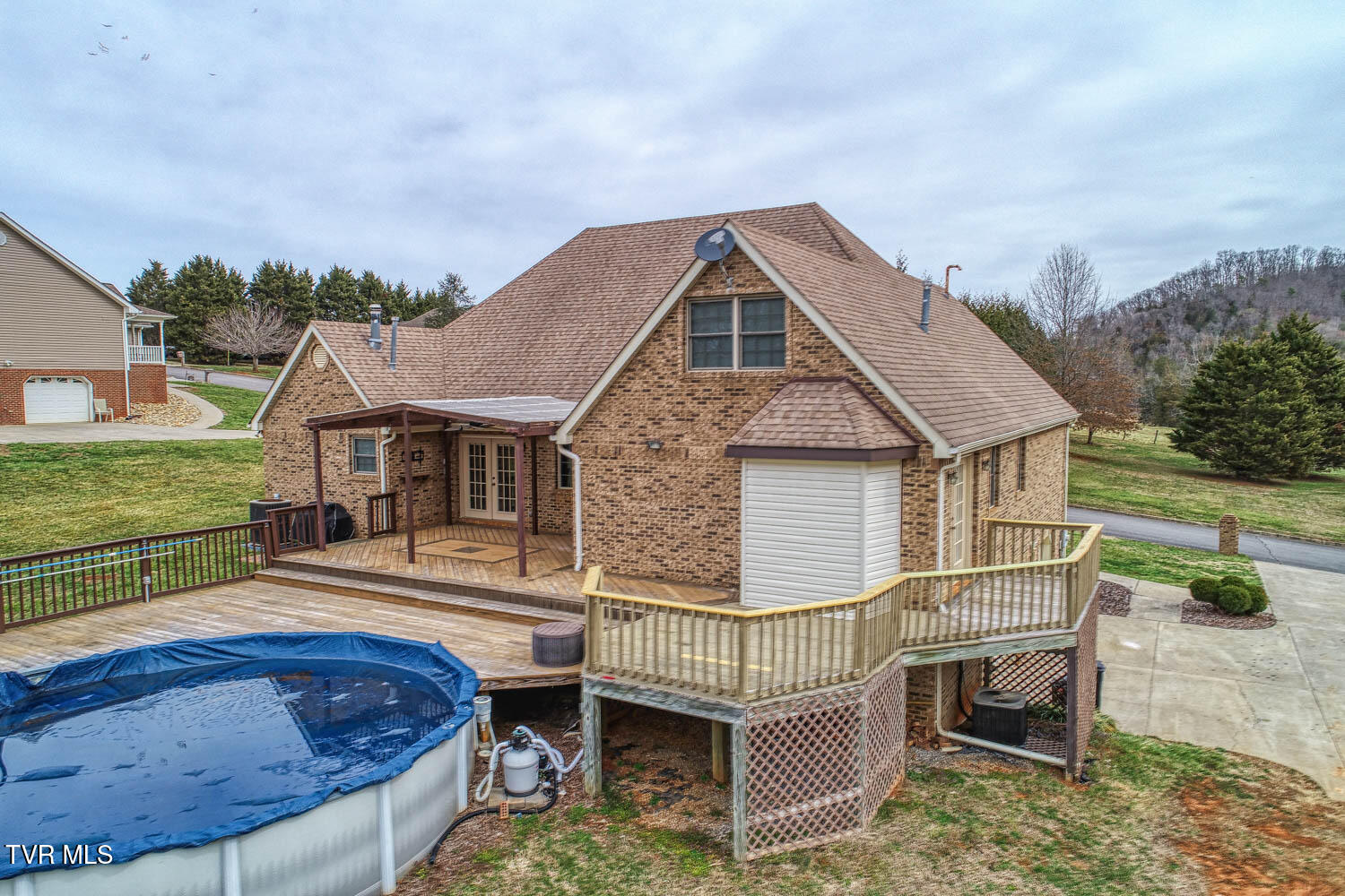 Rogersville, Tennessee, 37857, United States, 4 Bedrooms Bedrooms, ,4 BathroomsBathrooms,Residential,For Sale,2042868