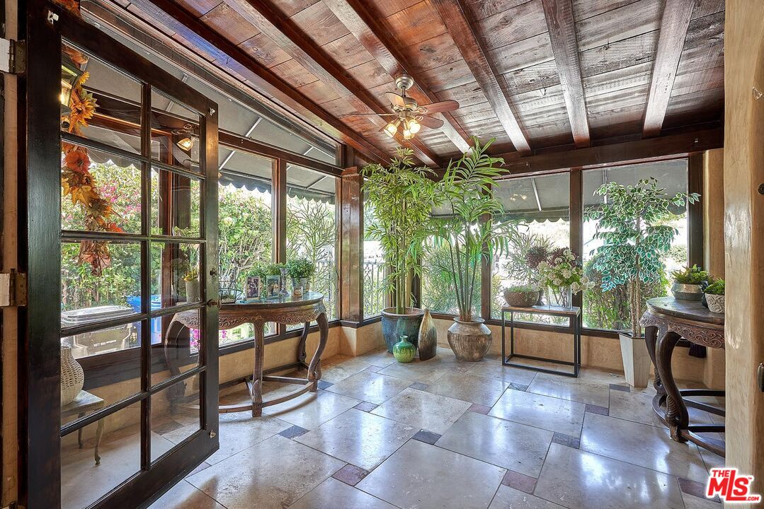 Los Angeles, California, 90004, United States, 4 Bedrooms Bedrooms, ,3 BathroomsBathrooms,Residential,For Sale,1876401