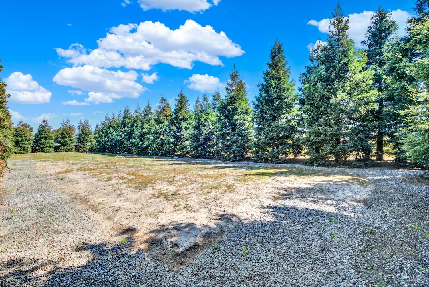 Vacaville, California, 95688, United States, 4 Bedrooms Bedrooms, ,4 BathroomsBathrooms,Residential,For Sale,1991158