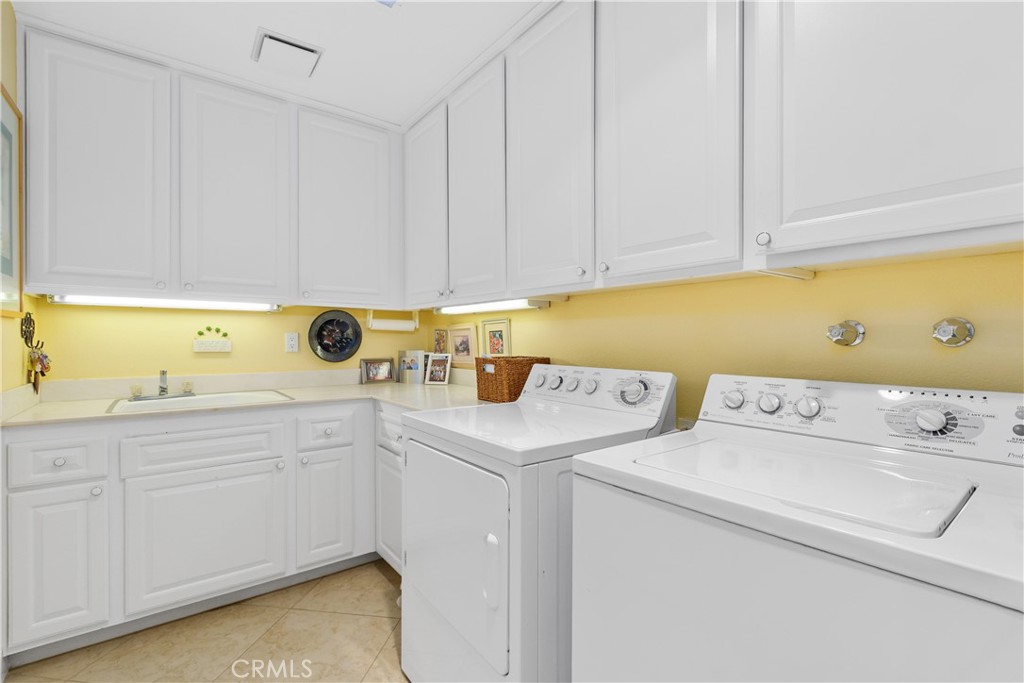 Rancho Mirage, California, 92270, United States, 3 Bedrooms Bedrooms, ,3 BathroomsBathrooms,Residential,For Sale,1986215