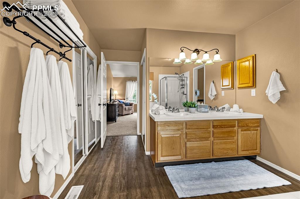 Monument, Colorado, 80132, United States, 5 Bedrooms Bedrooms, ,4 BathroomsBathrooms,Residential,For Sale,1988171