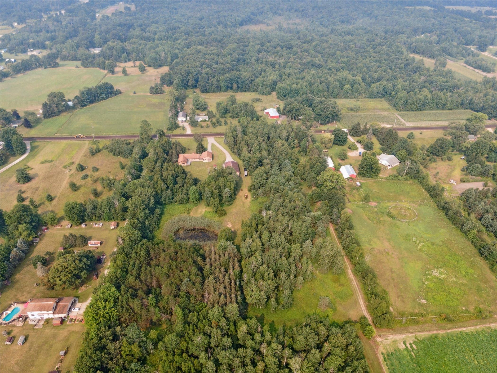 Midland, Michigan, 48640, United States, 3 Bedrooms Bedrooms, ,3 BathroomsBathrooms,Residential,For Sale,1975279