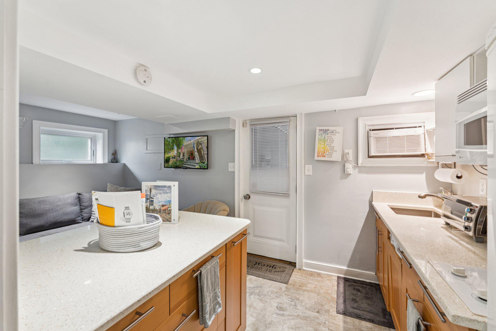  3512 30th Street NW, Washington, DC, 20008 - 物件實景