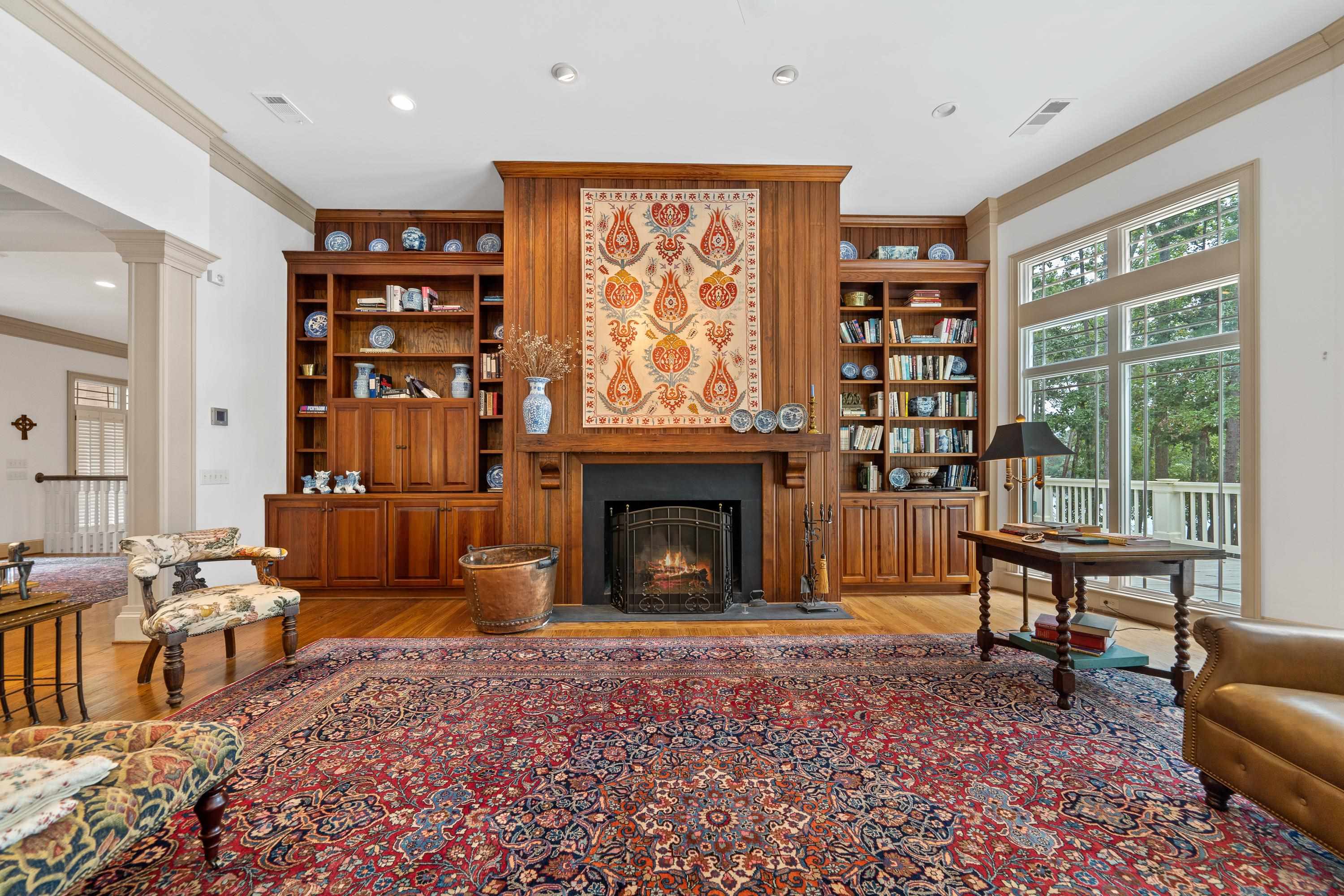 Greensboro, Georgia, 30642, United States, 7 Bedrooms Bedrooms, ,8 BathroomsBathrooms,Residential,For Sale,1984932