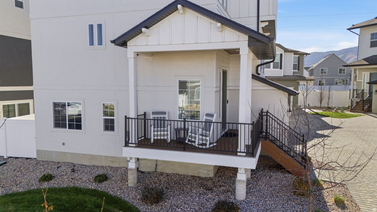 Saratoga Springs, Utah, 84045, United States, 3 Bedrooms Bedrooms, ,3 BathroomsBathrooms,Residential,For Sale,2000847