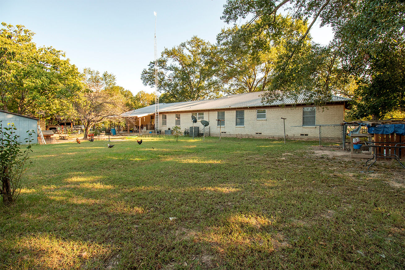 GRAND SALINE, Texas, 75140, United States, 3 Bedrooms Bedrooms, ,2 BathroomsBathrooms,Residential,For Sale,1960368