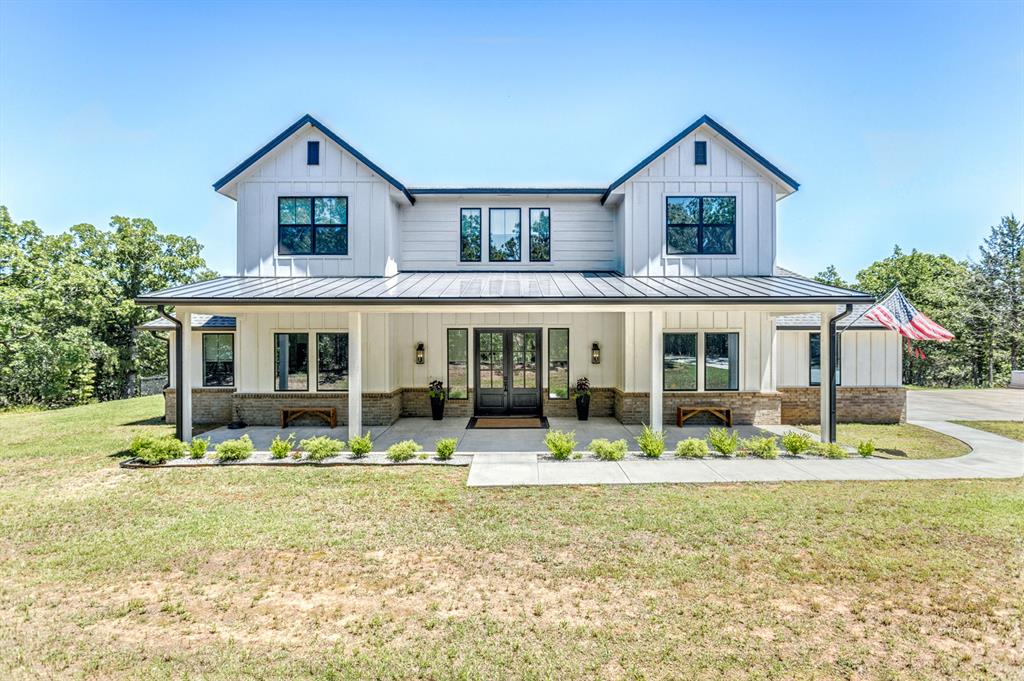 Newalla, Oklahoma, 74857, United States, 3 Bedrooms Bedrooms, ,3 BathroomsBathrooms,Residential,For Sale,1827930