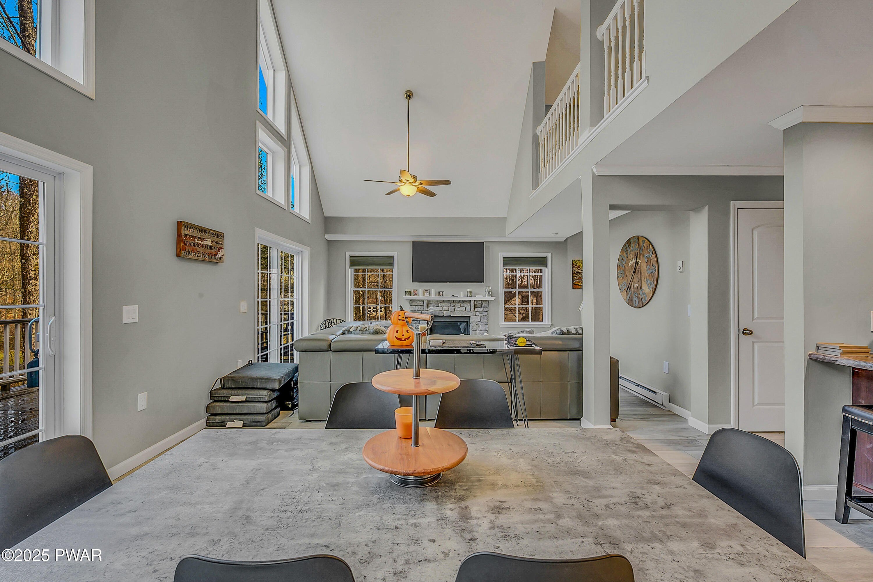 Lake Ariel, Pennsylvania, 18436, United States, 4 Bedrooms Bedrooms, ,4 BathroomsBathrooms,Residential,For Sale,1998731