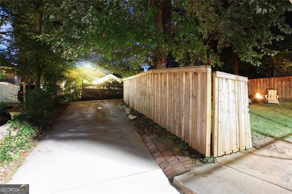 Atlanta, Georgia, 30306, United States, 3 Bedrooms Bedrooms, ,2 BathroomsBathrooms,Residential,For Sale,1959900