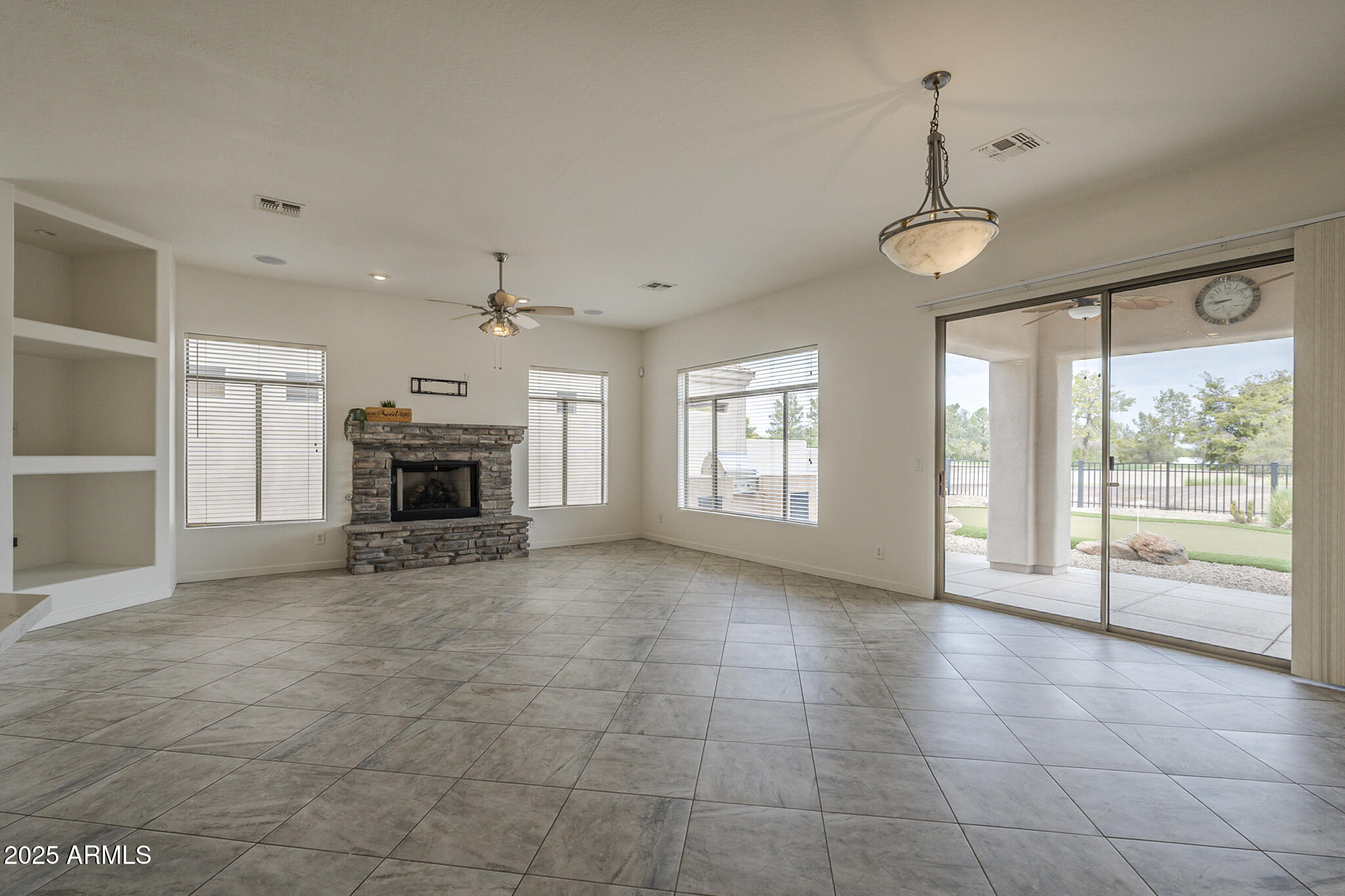 Phoenix, Arizona, 85042, United States, 3 Bedrooms Bedrooms, ,Residential,For Sale,1939131