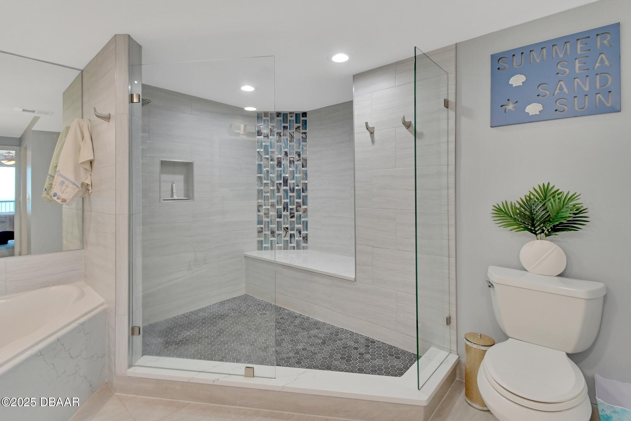 Daytona Beach, Florida, 32118, United States, 3 Bedrooms Bedrooms, ,3 BathroomsBathrooms,Residential,For Sale,1737789