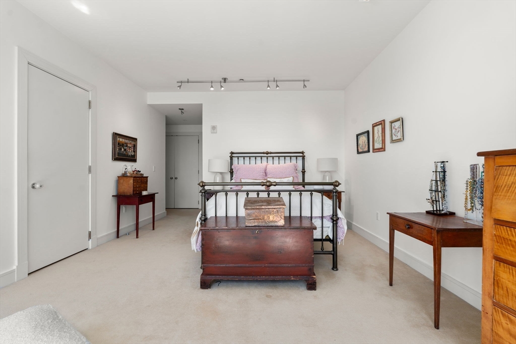 Boston, Massachusetts, 02210, United States, 2 Bedrooms Bedrooms, ,3 BathroomsBathrooms,Residential,For Sale,1770801