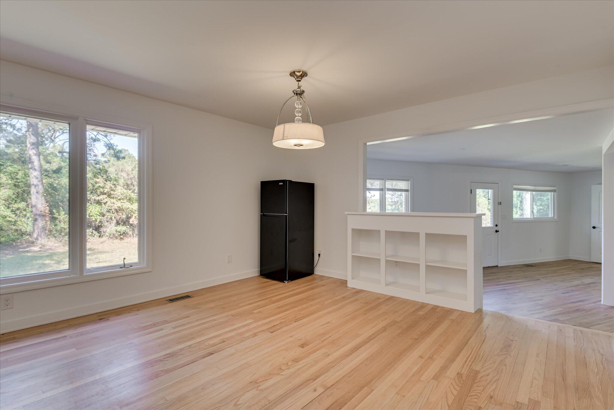 Aiken, South Carolina, 29801, United States, 4 Bedrooms Bedrooms, ,3 BathroomsBathrooms,Residential,For Sale,1992029