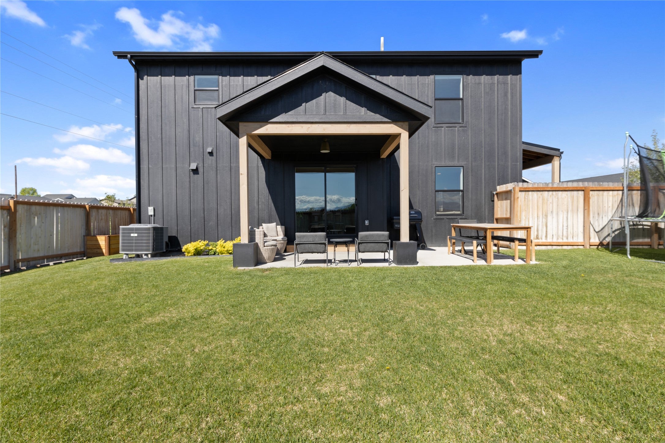 Kalispell, Montana, 59901, United States, 3 Bedrooms Bedrooms, ,3 BathroomsBathrooms,Residential,For Sale,1848783