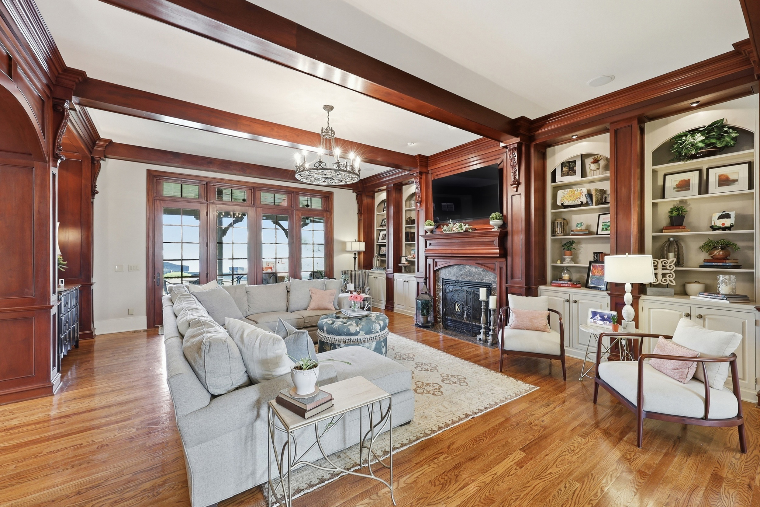  4848 Chelmsbury Lane - 物件實景