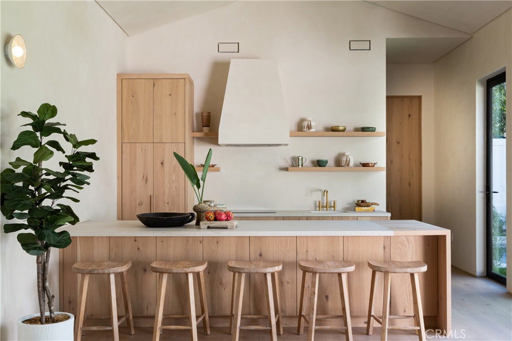 Sherman Oaks, California, 91423, United States, 6 Bedrooms Bedrooms, ,7 BathroomsBathrooms,Residential,For Sale,1990929