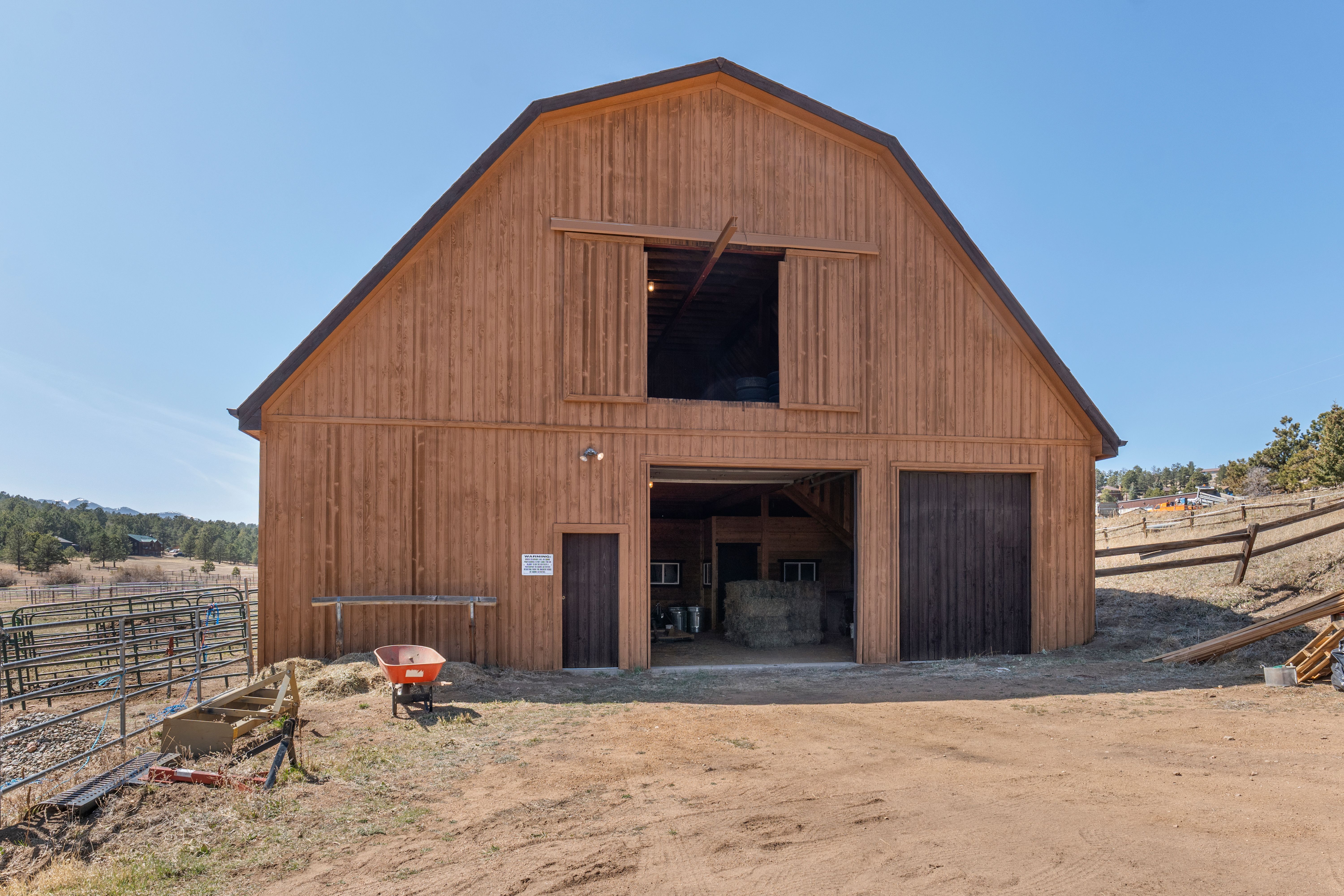  Pasture Perfect: A Home for You & Your Horses - 物件實景