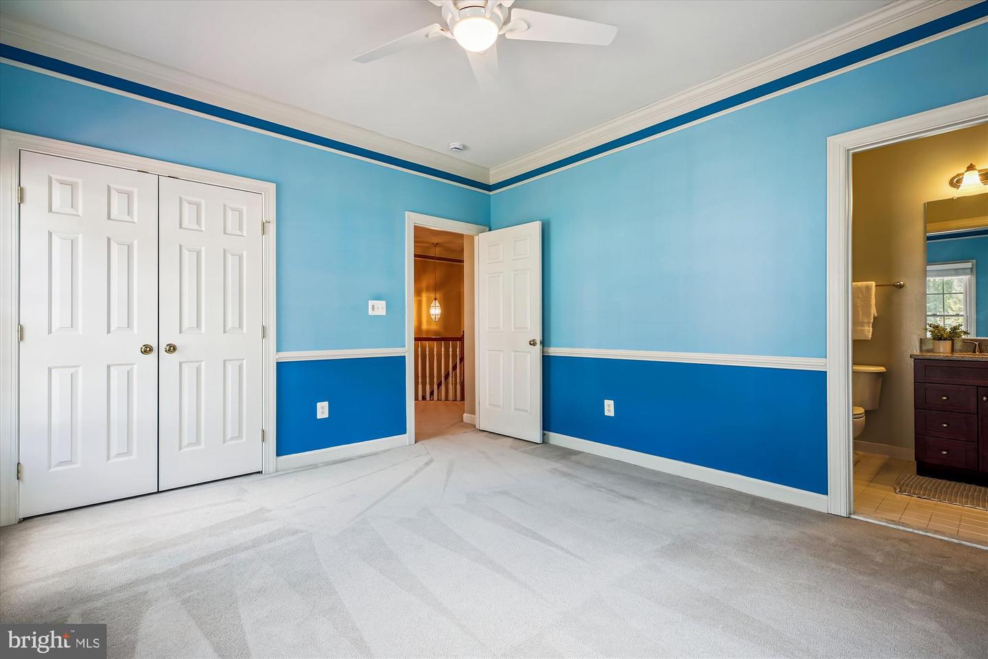 Gaithersburg, Maryland, 20878, United States, 5 Bedrooms Bedrooms, ,5 BathroomsBathrooms,Residential,For Sale,1907649