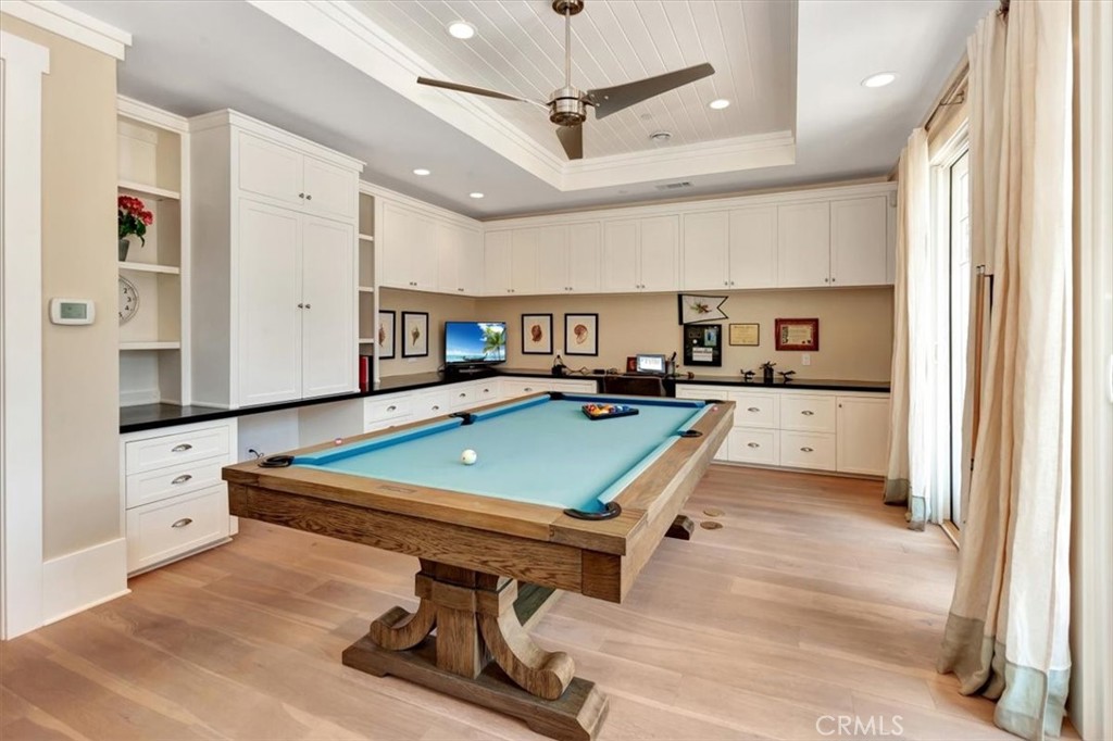 Long Beach, California, 90803, United States, 5 Bedrooms Bedrooms, ,4 BathroomsBathrooms,Residential,For Sale,1916985