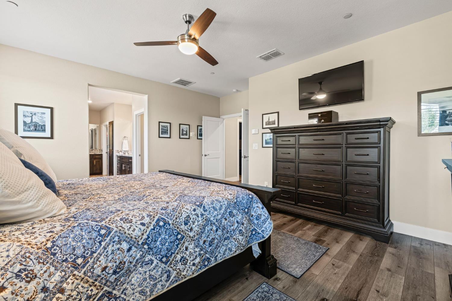 Roseville, California, 95747, United States, 5 Bedrooms Bedrooms, ,5 BathroomsBathrooms,Residential,For Sale,1943893