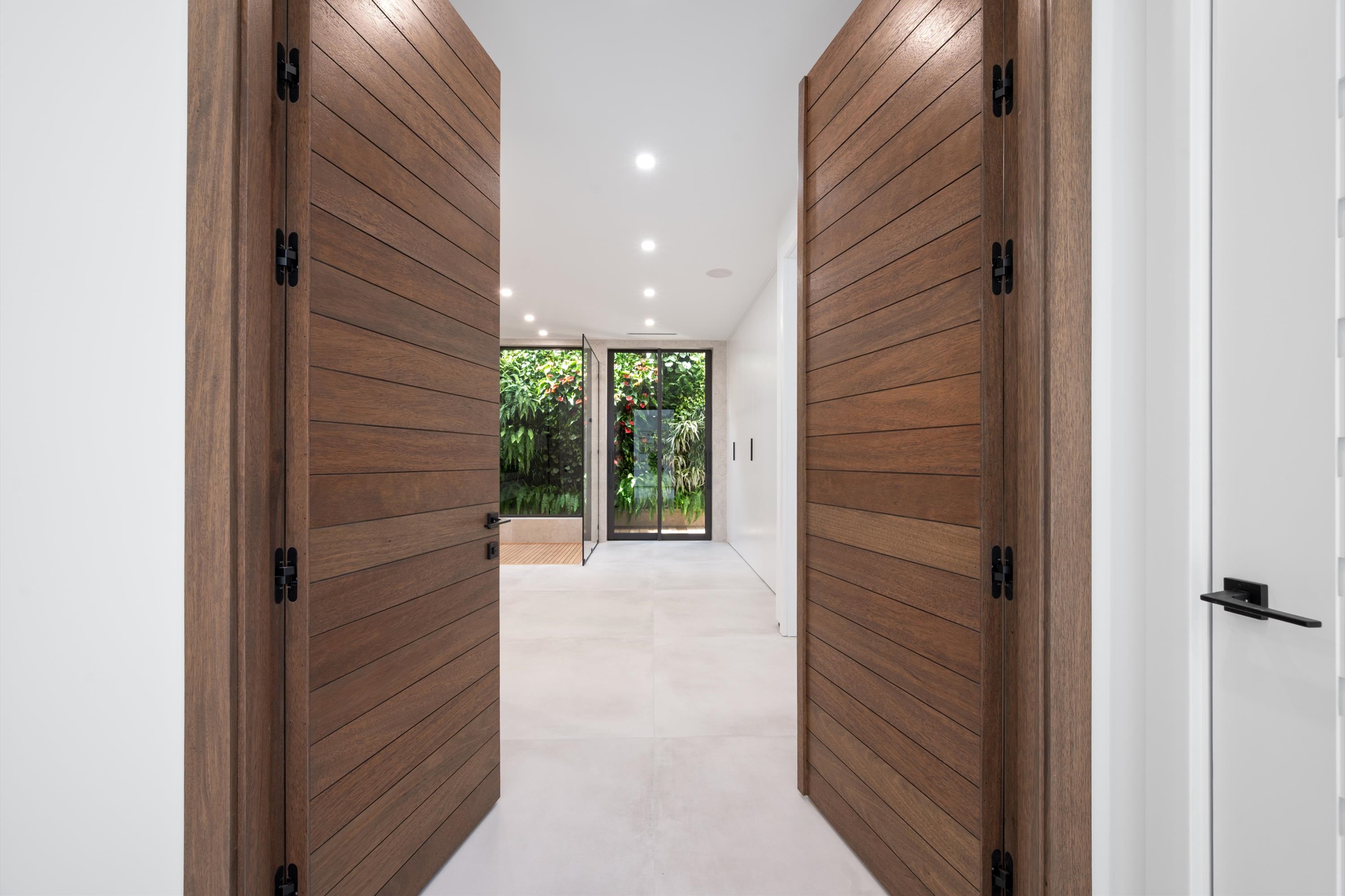  2096 Alamanda Dr, North Miami, FL, 33181 - 物件實景