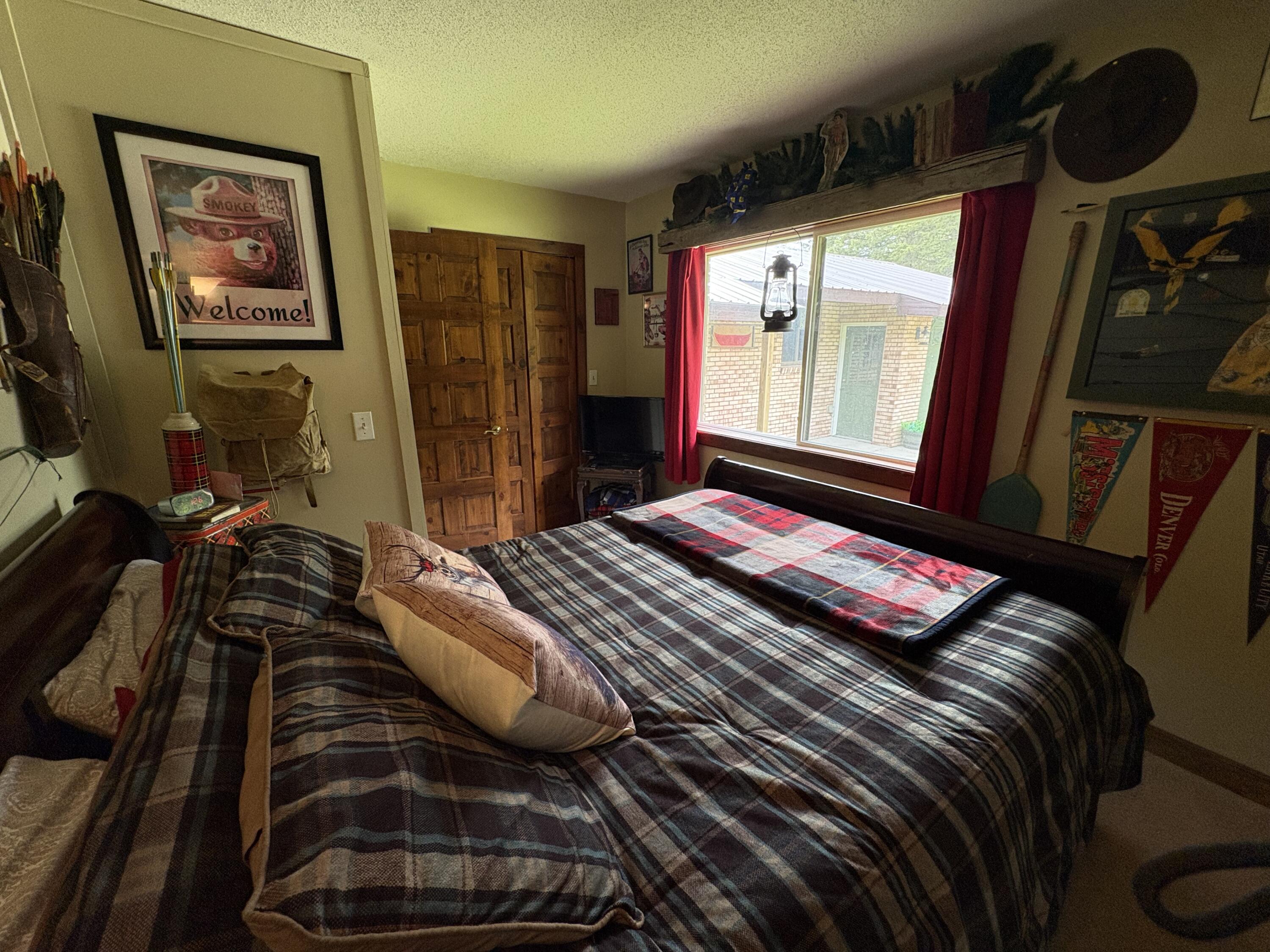 Naubinway, Michigan, 49762, United States, 3 Bedrooms Bedrooms, ,2 BathroomsBathrooms,Residential,For Sale,1840338