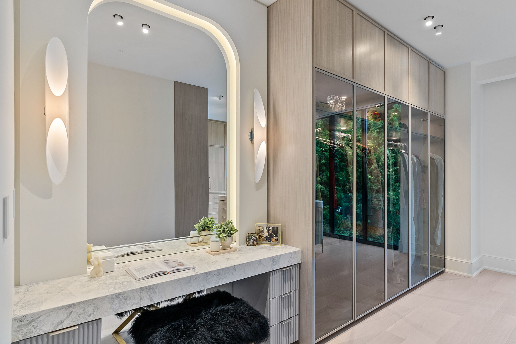  Luxury Living in Forest Hill - 物件實景