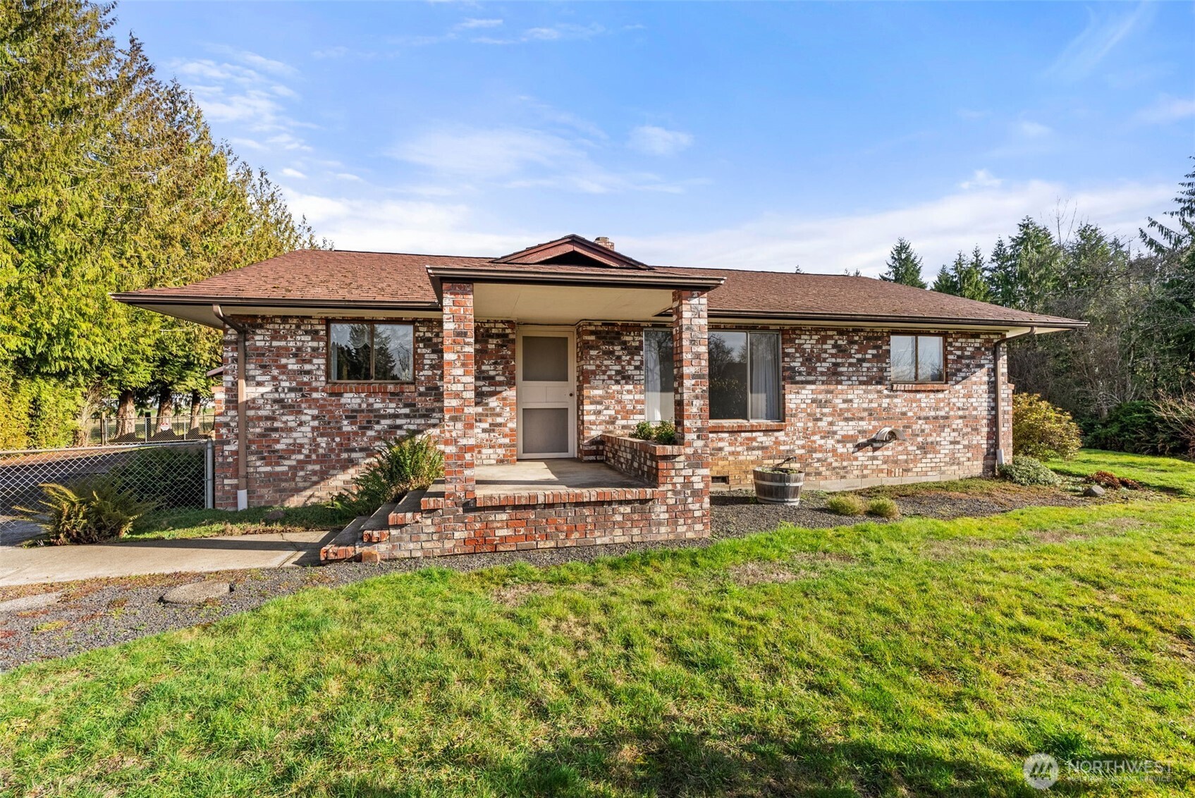 Chehalis, Washington, 98532, United States, 2 Bedrooms Bedrooms, ,1 BathroomBathrooms,Residential,For Sale,2015709