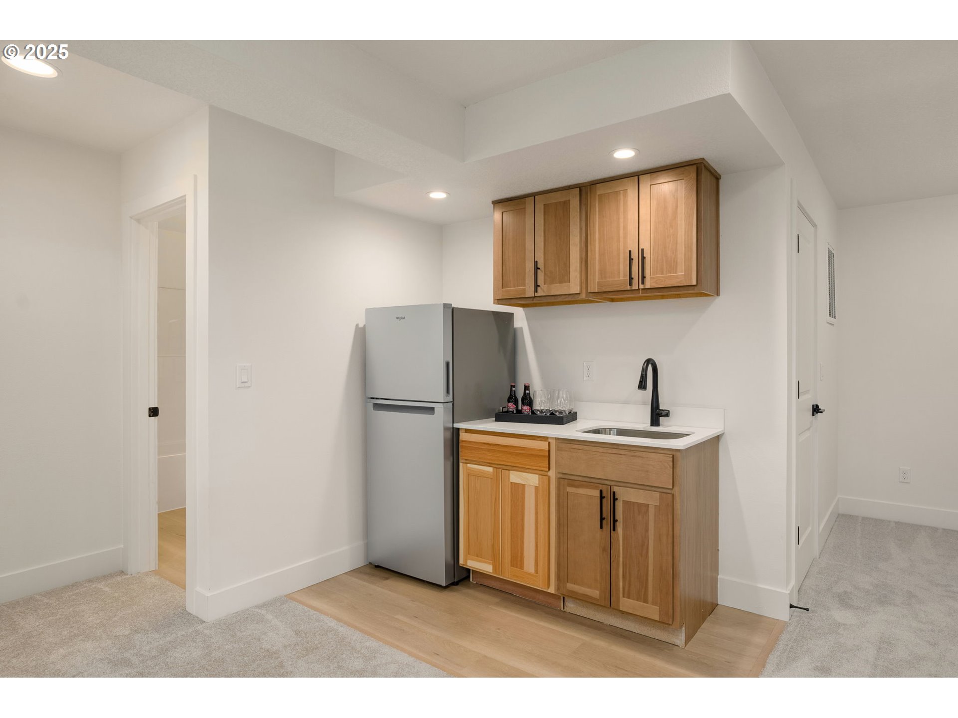 Beaverton, Oregon, 97003, United States, 5 Bedrooms Bedrooms, ,4 BathroomsBathrooms,Residential,For Sale,1735773