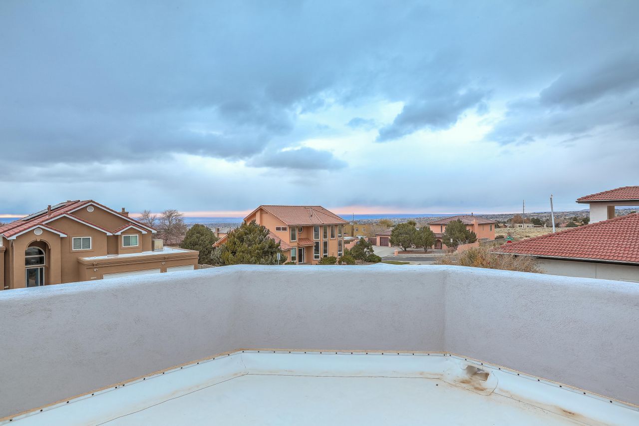 Albuquerque, New Mexico, 87112, United States, 4 Bedrooms Bedrooms, ,2 BathroomsBathrooms,Residential,For Sale,2002975