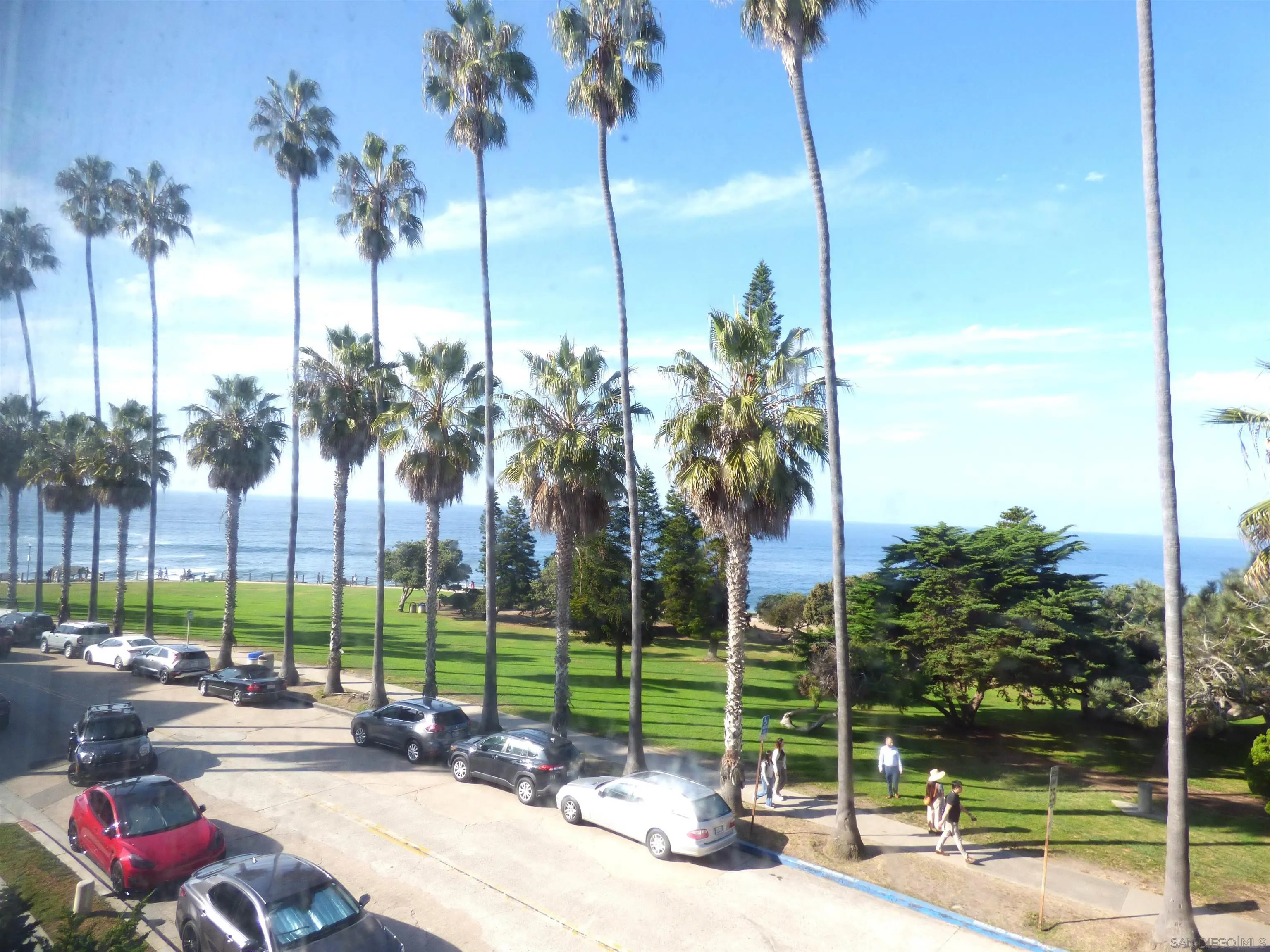 La Jolla, California, 92037, United States, 2 Bedrooms Bedrooms, ,2 BathroomsBathrooms,Residential,For Sale,1985543