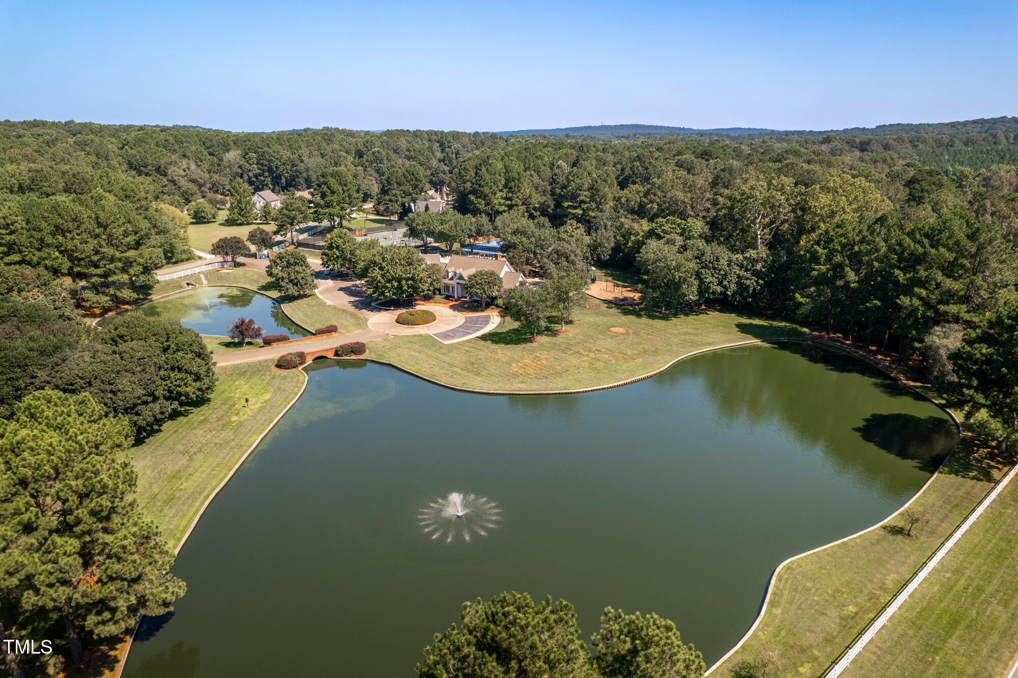 Hillsborough, North Carolina, 27278, United States, 3 Bedrooms Bedrooms, ,3 BathroomsBathrooms,Residential,For Sale,1949377