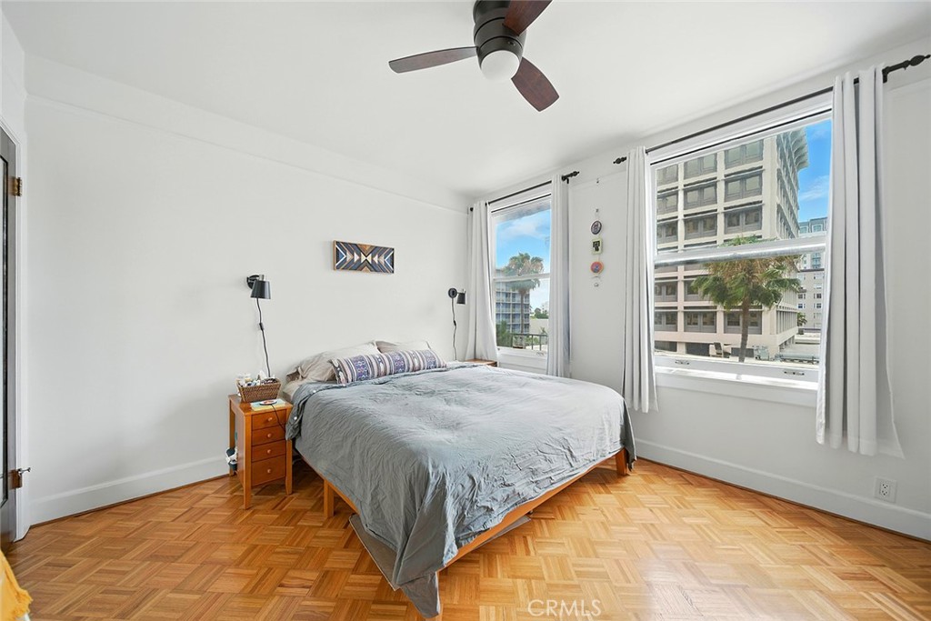 Long Beach, California, 90802, United States, 1 Bedroom Bedrooms, ,1 BathroomBathrooms,Residential,For Sale,1903357