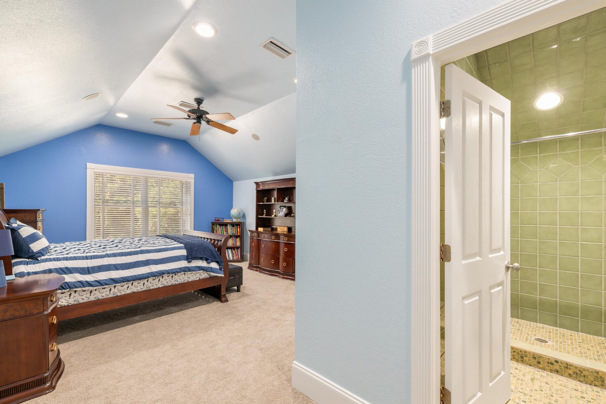 Tallahassee, Florida, 32312, United States, 4 Bedrooms Bedrooms, ,6 BathroomsBathrooms,Residential,For Sale,1846572